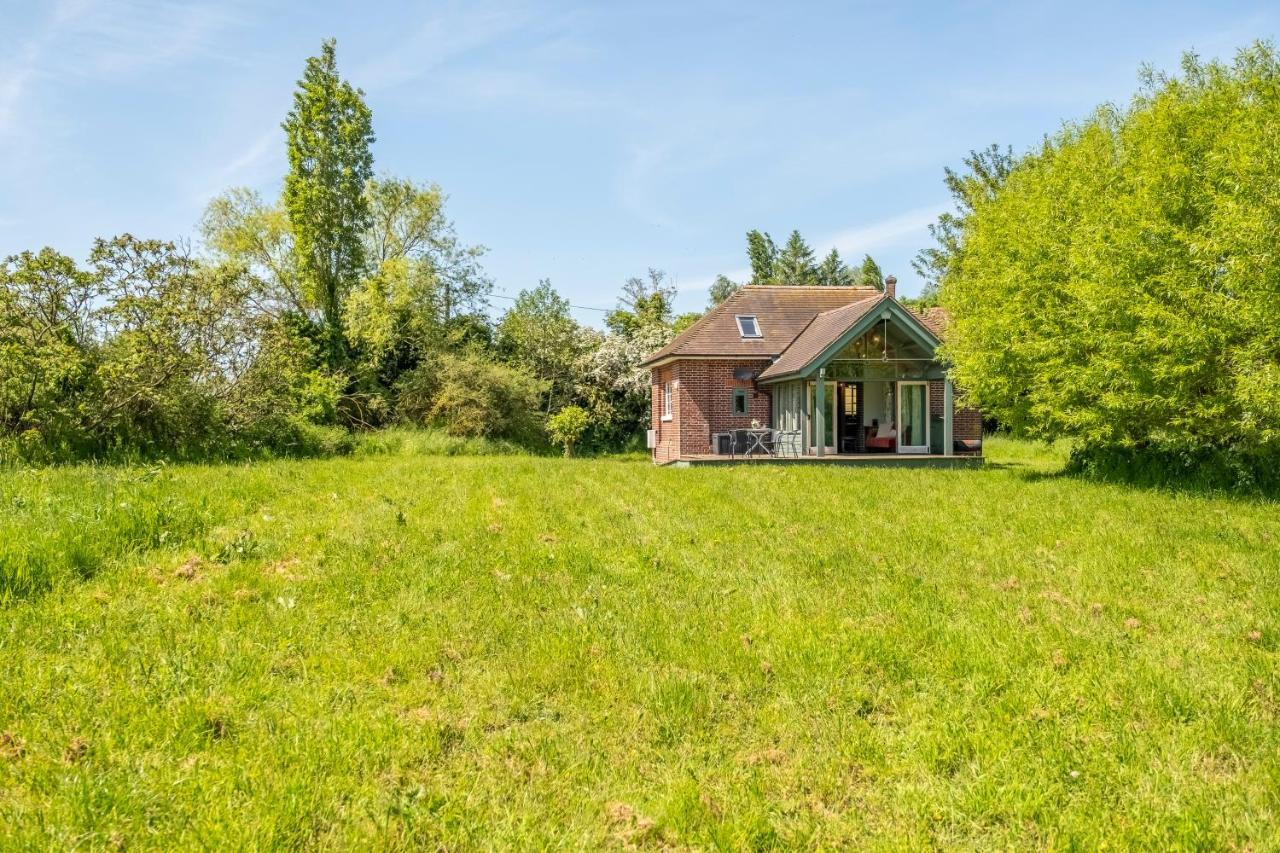 コルチェスター Ultimate Constable Country Rural Retreat - The Pump Houseヴィラ エクステリア 写真