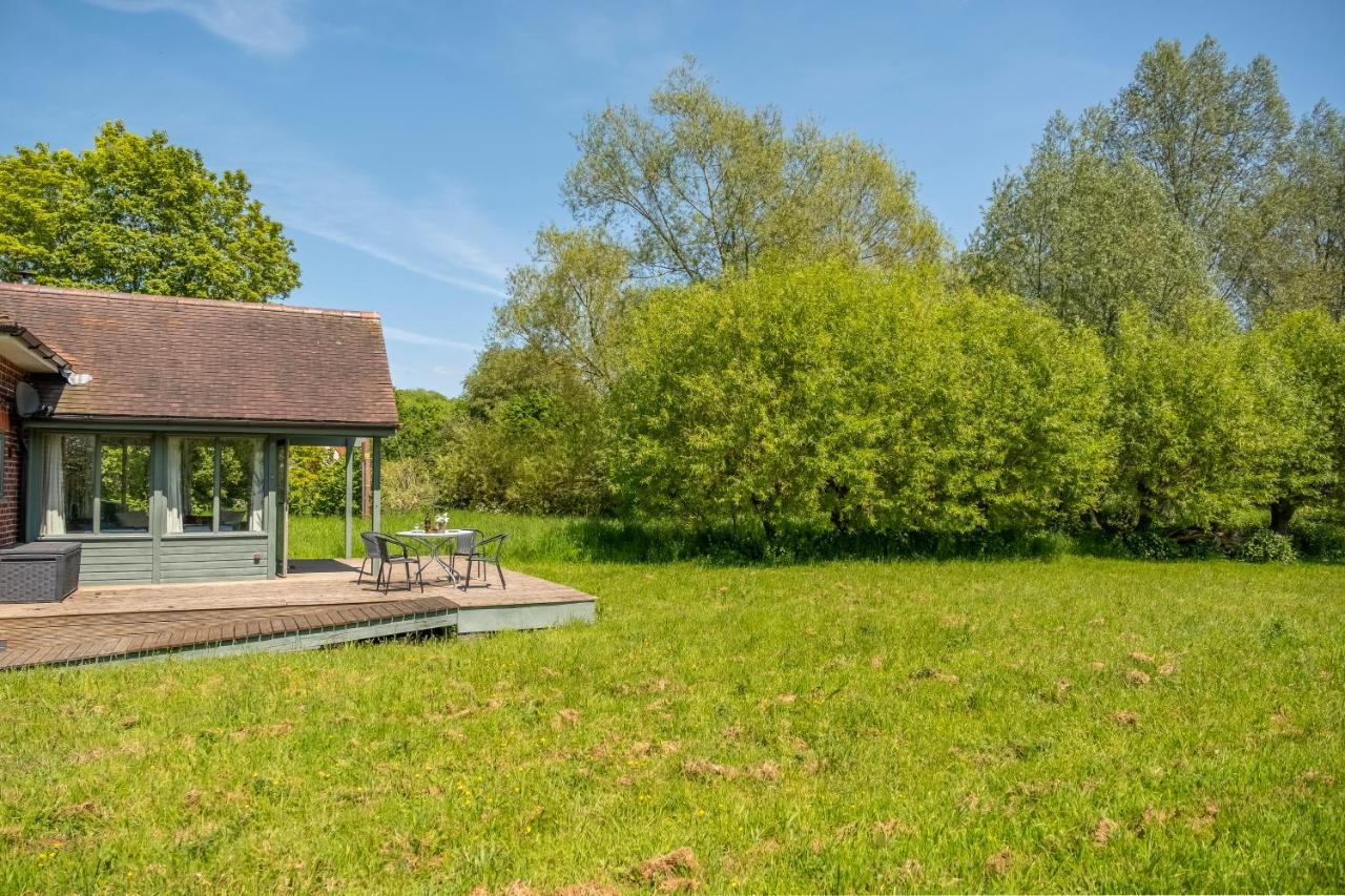 コルチェスター Ultimate Constable Country Rural Retreat - The Pump Houseヴィラ エクステリア 写真